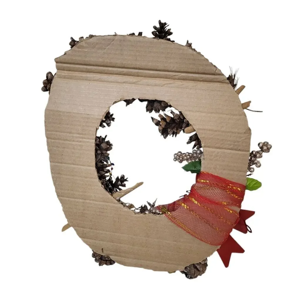 Christmas Xmas Acorn Pincorn Red Glitter Bow Gold Bell Wreath